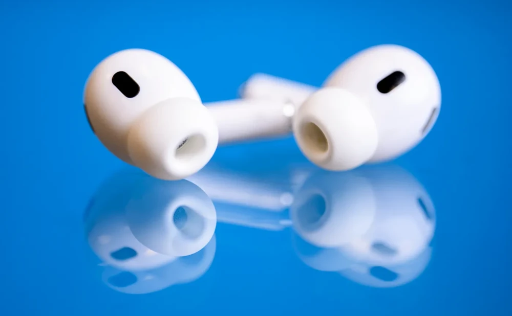 092024_MM_AirPod_1400